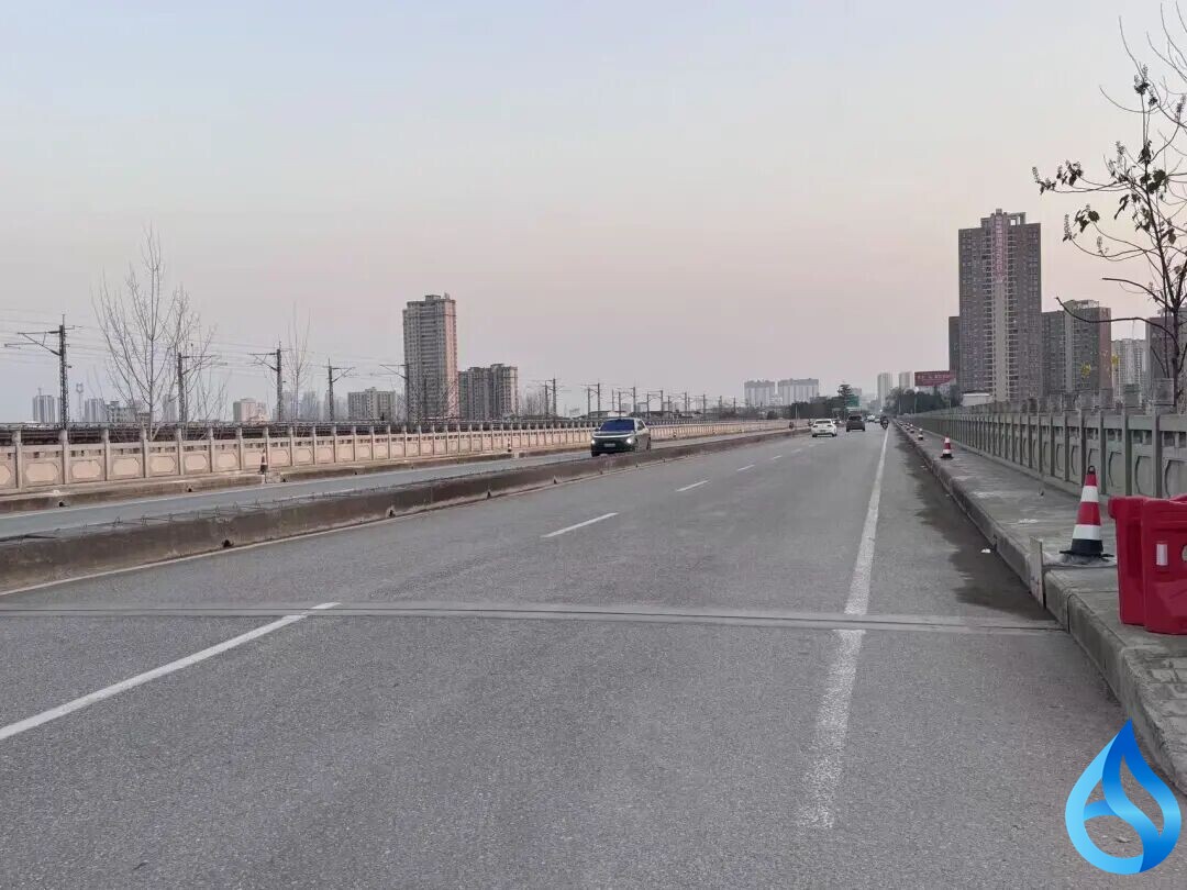 蕲春这座大桥亮了