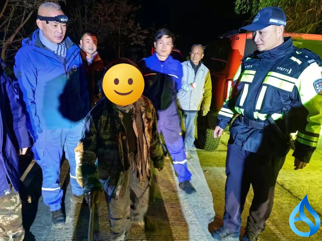 浠水民警寻回走失老人
