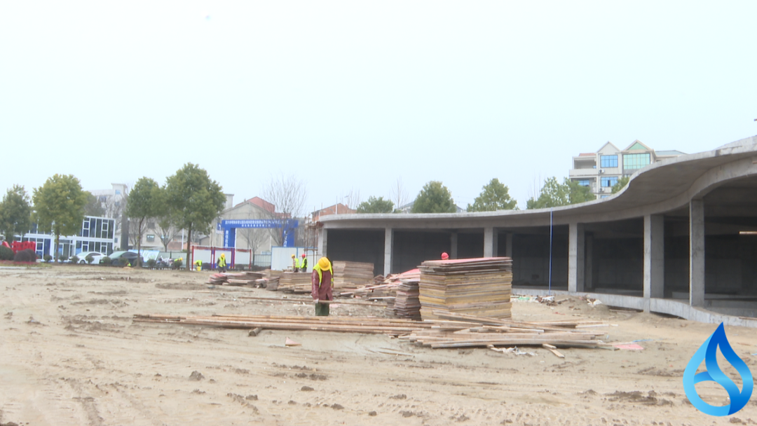 武穴明珠体育公园复工提速