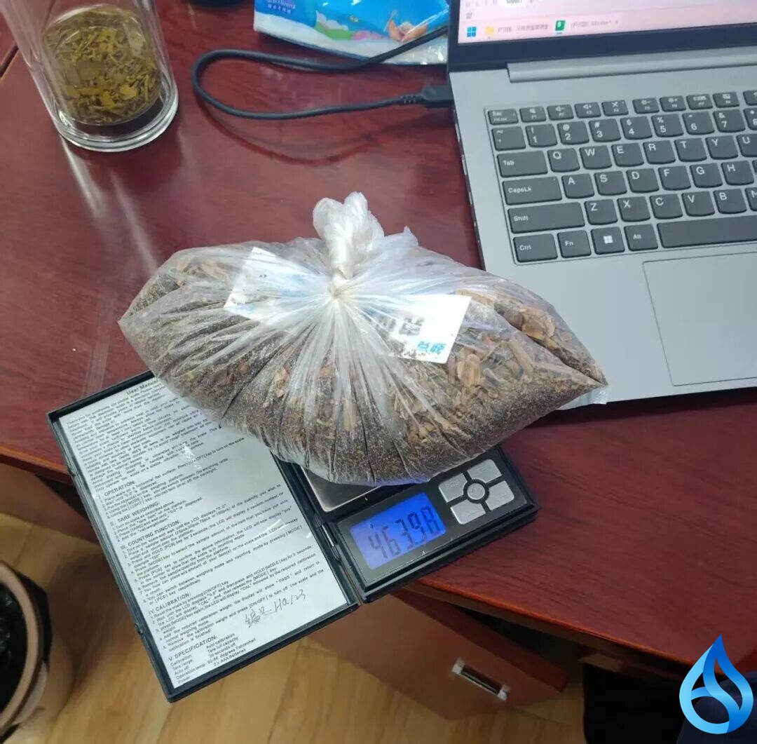 红安公安收缴违禁罂粟物资