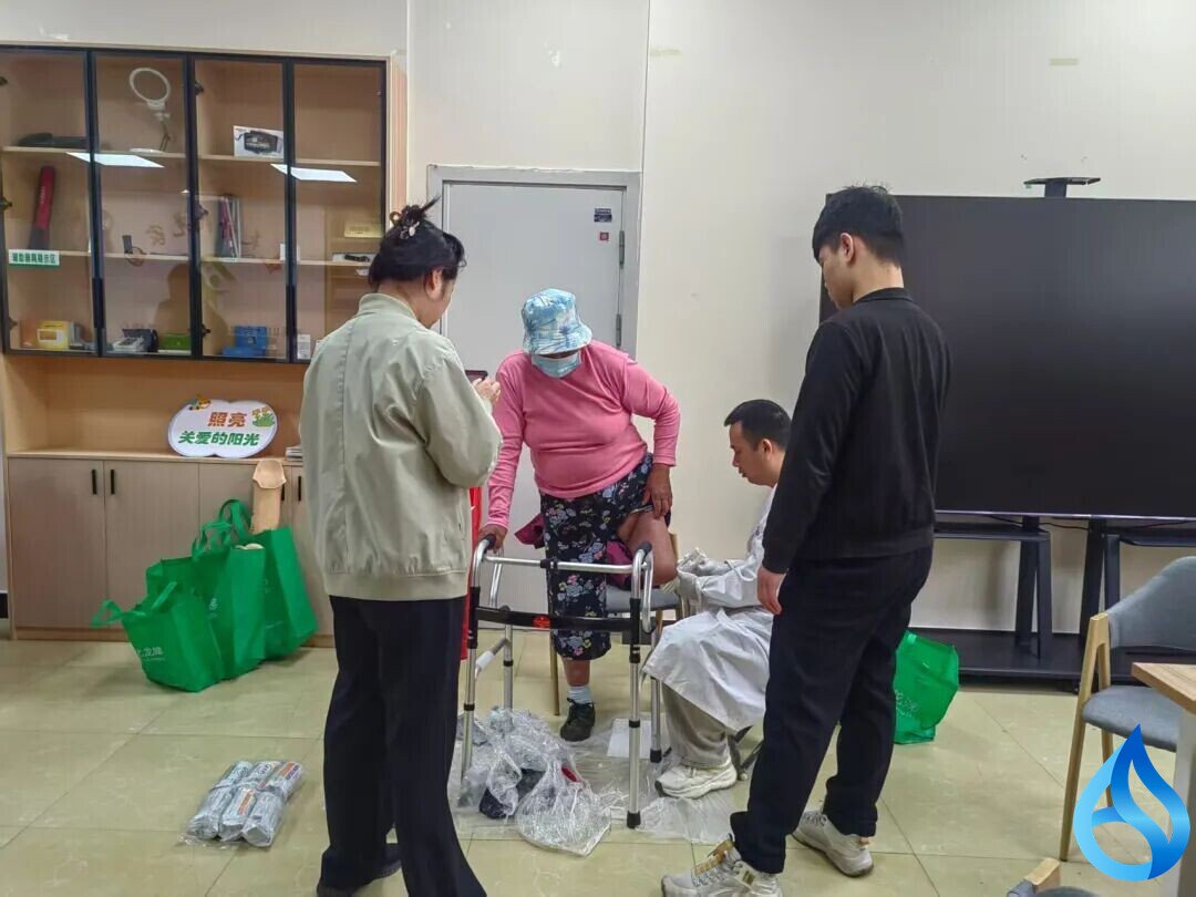 英山残联上门免费适配假肢