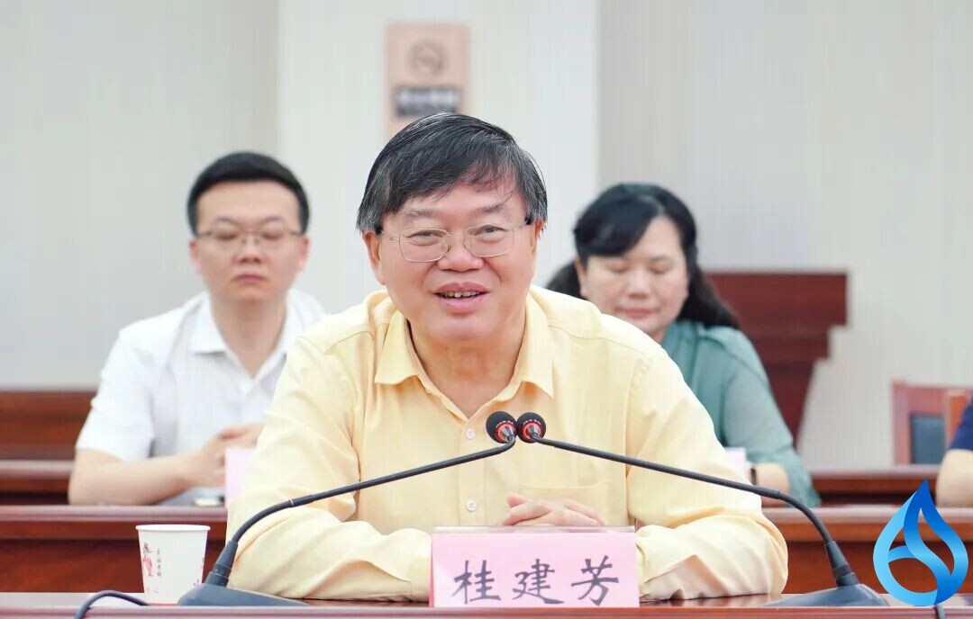 黄梅举行名医下乡活动