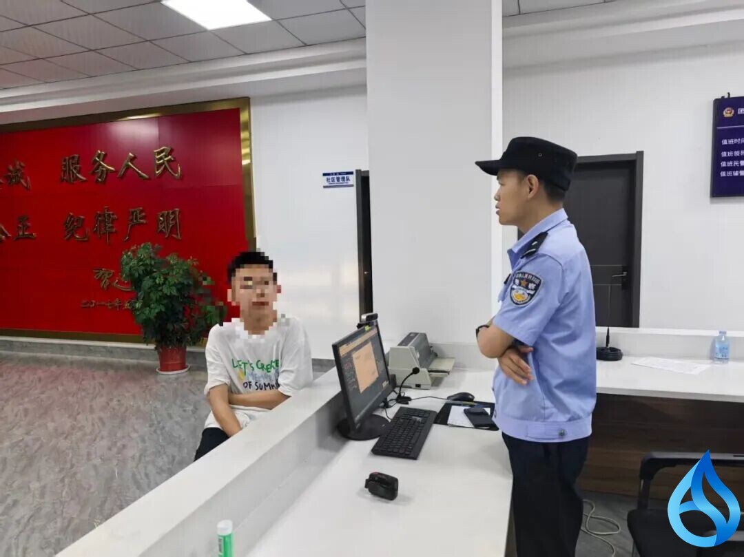 团风民警巧解心结，少年骑行知返